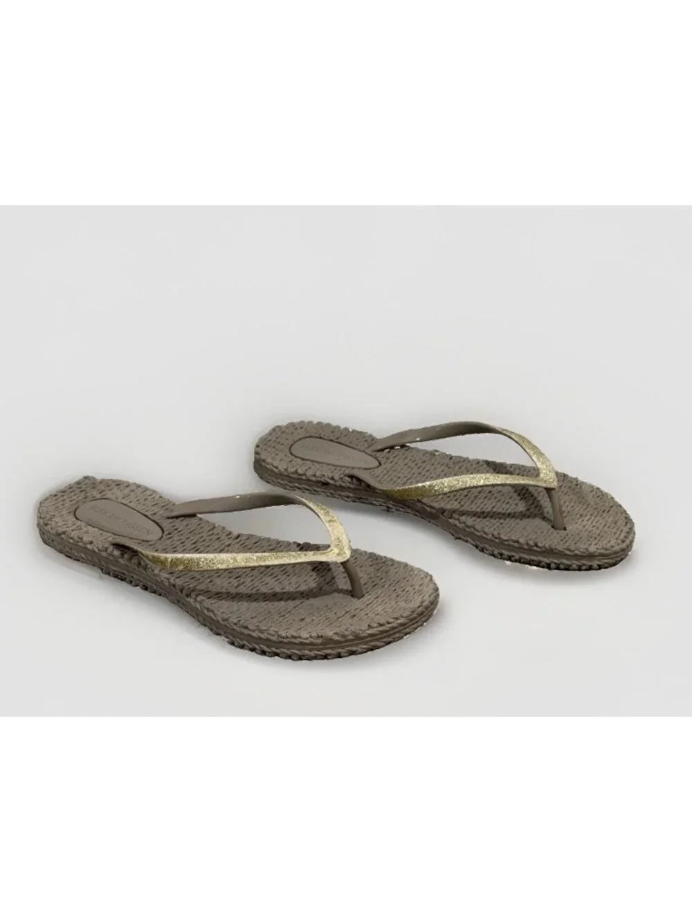 ILSE JACOBSEN Cheerful Flip Flops Thong Sandals Tan Gold Glittery Rubber Size 10